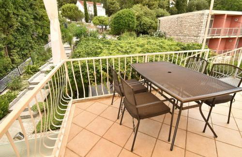 2 bedroom apartment with garden - Foto 29
