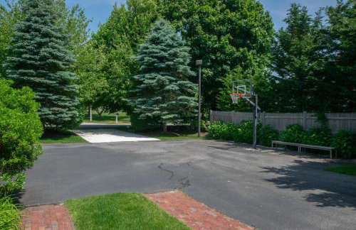 Gorgeous Traditional Home Modern Amenities Downtown Harwichport - Foto 44