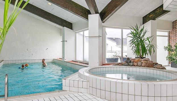 6 Person Holiday Home in Brovst - Foto 4, Piscina