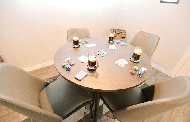 Modern 5 Bedroom Home Sleeps up to 12 15 min Walk to ND 2329 - Foto 27