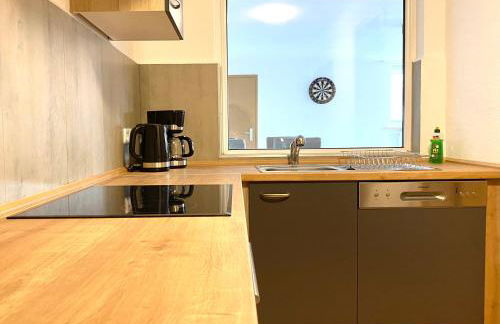 Gemütliche Unterkünfte für längeren Aufenthalt und Monteure inkl Balkon, Waschmaschine, WiFi, Küche und Parkplatz - Foto 7