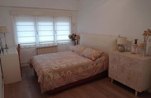 Piso con terraza junto a la playa - Foto 9