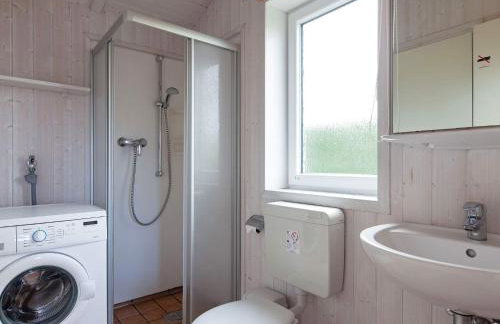 4 person holiday home in Groemitz - Foto 9
