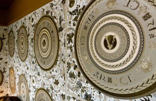 Stunningly Opulent Gold Apartment Near Sheffield FULL SKY TV - Foto 18