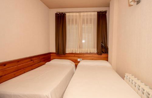 Aparthotel Bellver - Foto 12