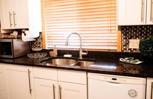 Spacious Five-Bedroom Bliss - Foto 20