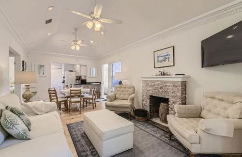 Nini's Cottage - Family-Friendly Pool Days and Cabana Nights Await - Foto 4