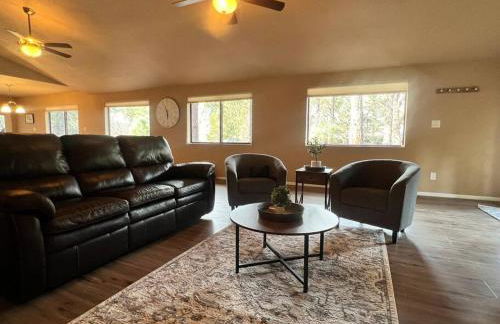 The Bluejay Cabin at Munds Park, AZ! - Foto 13