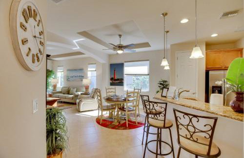 Calming Estero Home with Community Pool and More! - Foto 8