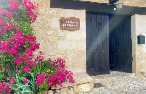 Casa de pueblo con encanto en Ojo Guareña, Pet friendly - Photo 1