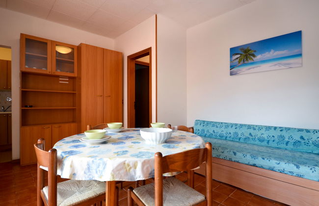 3 bedroom House in Lignano Sabbiadoro with garden and terrace - Photo 6