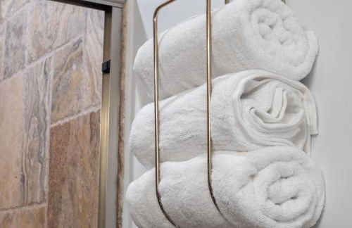 Large Home - Great Location - 15 Minutes to NYC - Foto 53