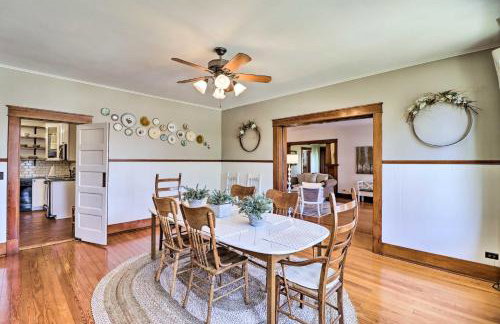 Historic Mountain Home Haven with Large Yard! - Foto 6