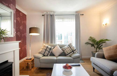 Rawmarsh House, Rotherham for contractors & Families, off-road parking, high speed wifi - Foto 1