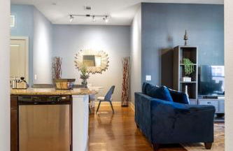 A Touch of Class - Foto 12