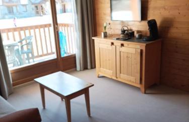 Résidence Les Alpages 4 étoiles - Appartement 4 personnes - Piscine, Hammam, Sauna, Jacuzzi - ValCenis 73480 - Foto 1