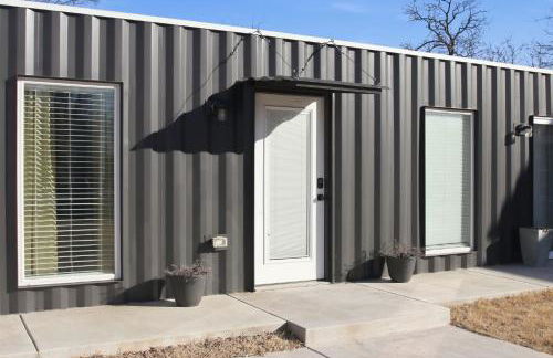 Modern 2BR Near Downtown OKC home - Foto 26