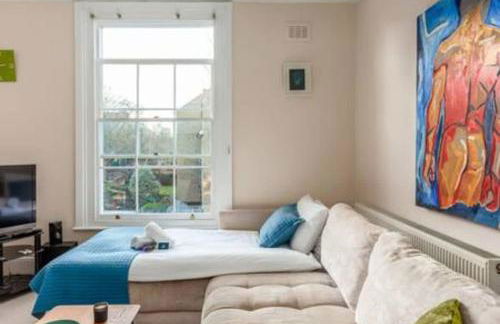 Lovely 2-bed flat next to Oval Cricket Ground - Photo 24