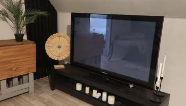 ADULT ONLY relax escape apartment hottub - Foto 3