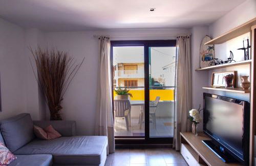 Apartamento a 50 metros de la playa, Luminoso y acogedor - Photo 11
