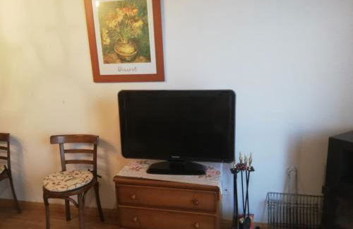 Pequeño adosado de montaña con terraza - Foto 7