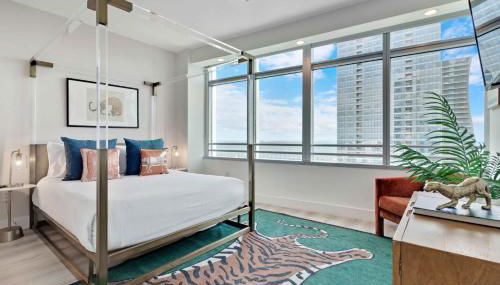 2-Story 3BD Brickell Penthouse Free Parking Heated Pool - Foto 3