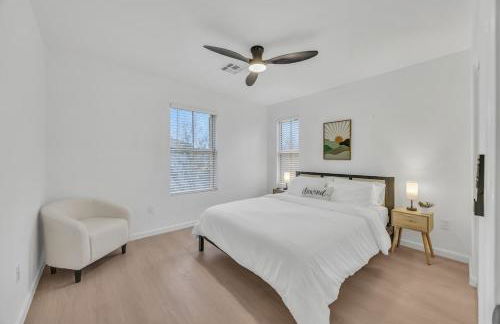 Modern 4BR Retreat in Prime Gilbert Location - Foto 44