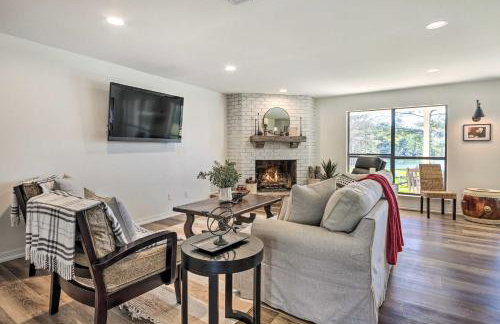 Green Acres Home with Fire Pit and Fishing Pond - Foto 5