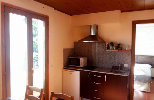 The Almond Tree - Photo 3