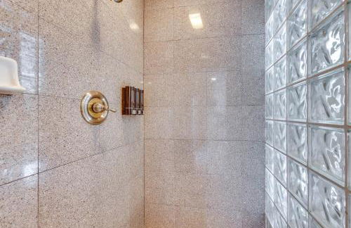 Serene Napa Retreat with Pool Access and Patio! - Foto 19