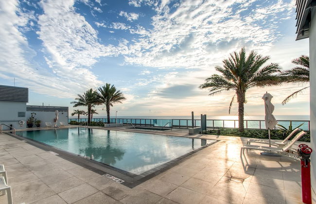 Churchill Suites Monte Carlo Miami Beach - Foto 1