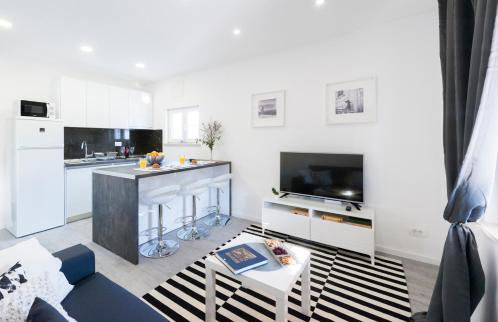 IPS Apartment with free parking - Photo 3