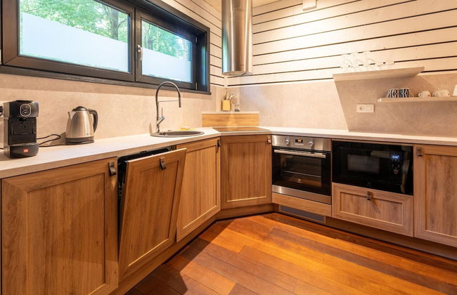 Belvilla Serene Woodland Escape - Photo 10