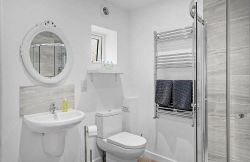 The Clover Lodge, Redlake Farm - Hot tub, BBQ, free parking - Foto 17