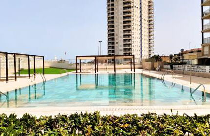 Apartamento prémium con 5 Piscinas Barbacoa Tenis Frontenis - Foto 44