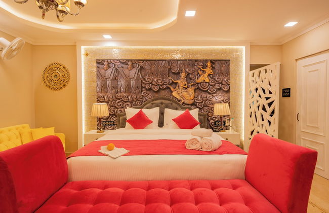 Emperor Ozran by Alaya Stays - Photo 16