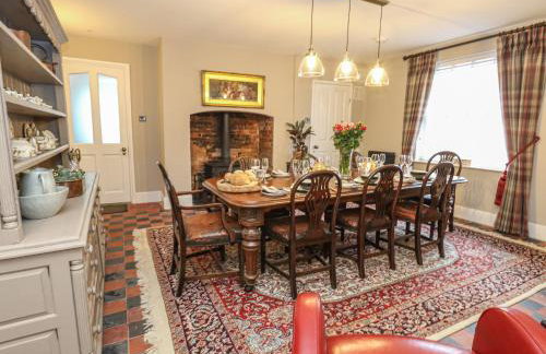 Manor Farm House - Photo 17