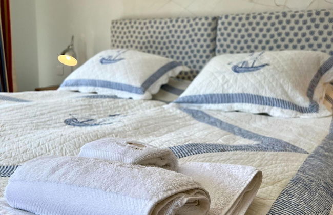 Luxury Villa With Private Pool - Photo 8