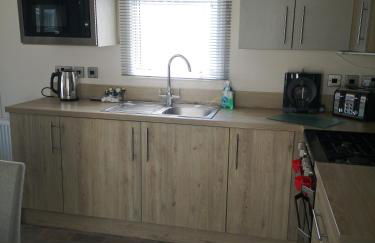 Lake Escape - Hoburne Cotswolds - Foto 32