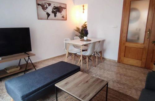 Apartamento en el centro de Elche con terraza - Foto 1