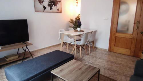 Apartamento en el centro de Elche con terraza - Foto 1