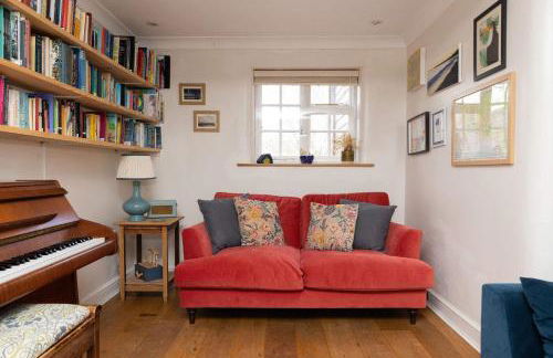 Rural House with Swimming Pool and Gardens - Foto 7