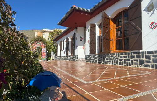 Casa rural VISTABLANCA en una sola planta con bonitas vistas y piscina - Junto a la capital y la Alhambra - Foto 23