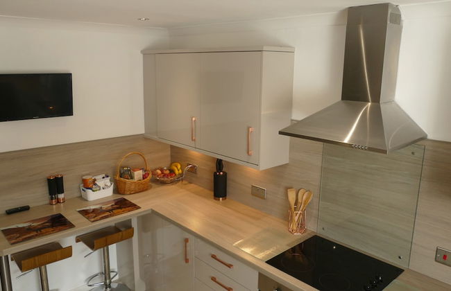 Riverside Apartments - Photo 7