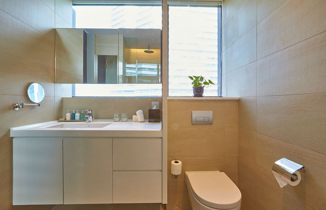 Pan Pacific Serviced Suites Beach Road, Singapore - Photo 20