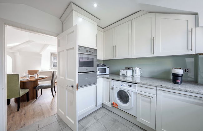 The Knightsbridge Residences - Photo 36