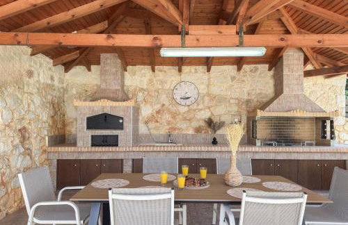 Kyparisses Villa with Private Pool - Foto 16