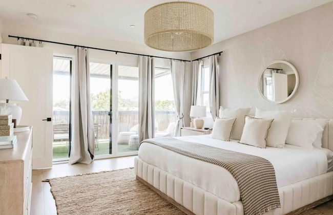 Mediterranean Modern Steps to Beach Dining w Spa - Foto 37