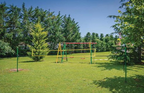 5 Bedroom Beautiful Home In Labin - Photo 3