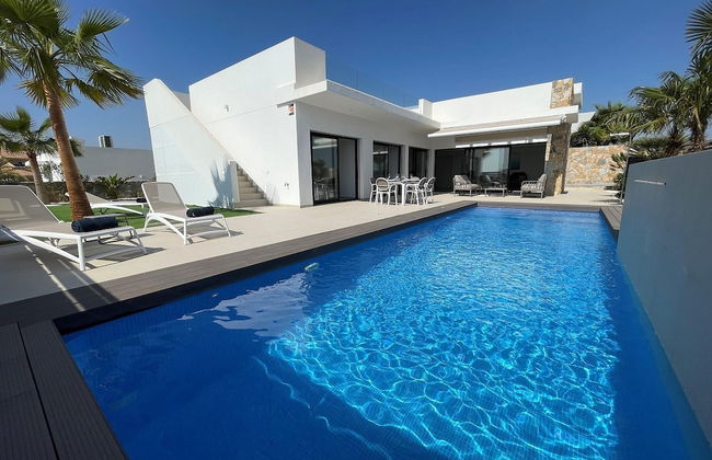 Modern Villa Near Guardamar - Foto 24